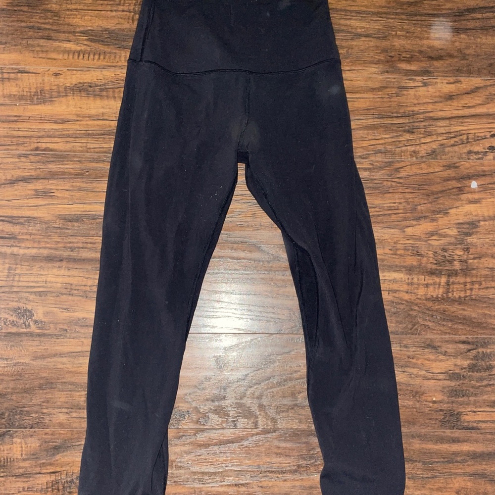 lulu lemon black size 6 leggings
